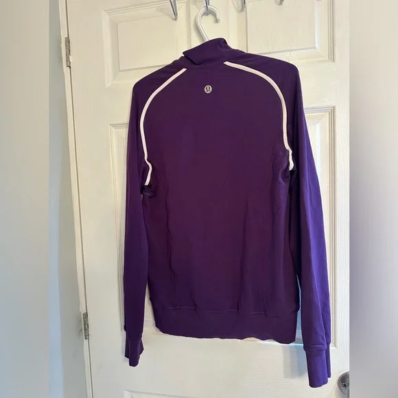 Lululemon Women’s Purple Zip-Up Jacket Size M Ptp 18 - Picture 4 of 8